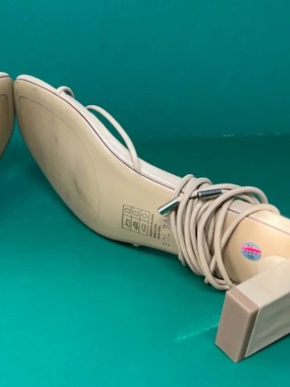 Sol Sana leather upper